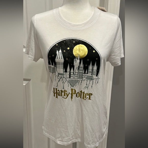 Brand new Harry Potter T-shirt - Picture 1 of 6